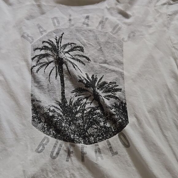 Men's t shirt, extra large, great condition, white - Picture 2 of 7